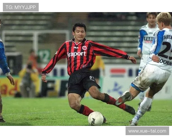 杨晨作为德甲球队最佳射手的职业生涯回顾